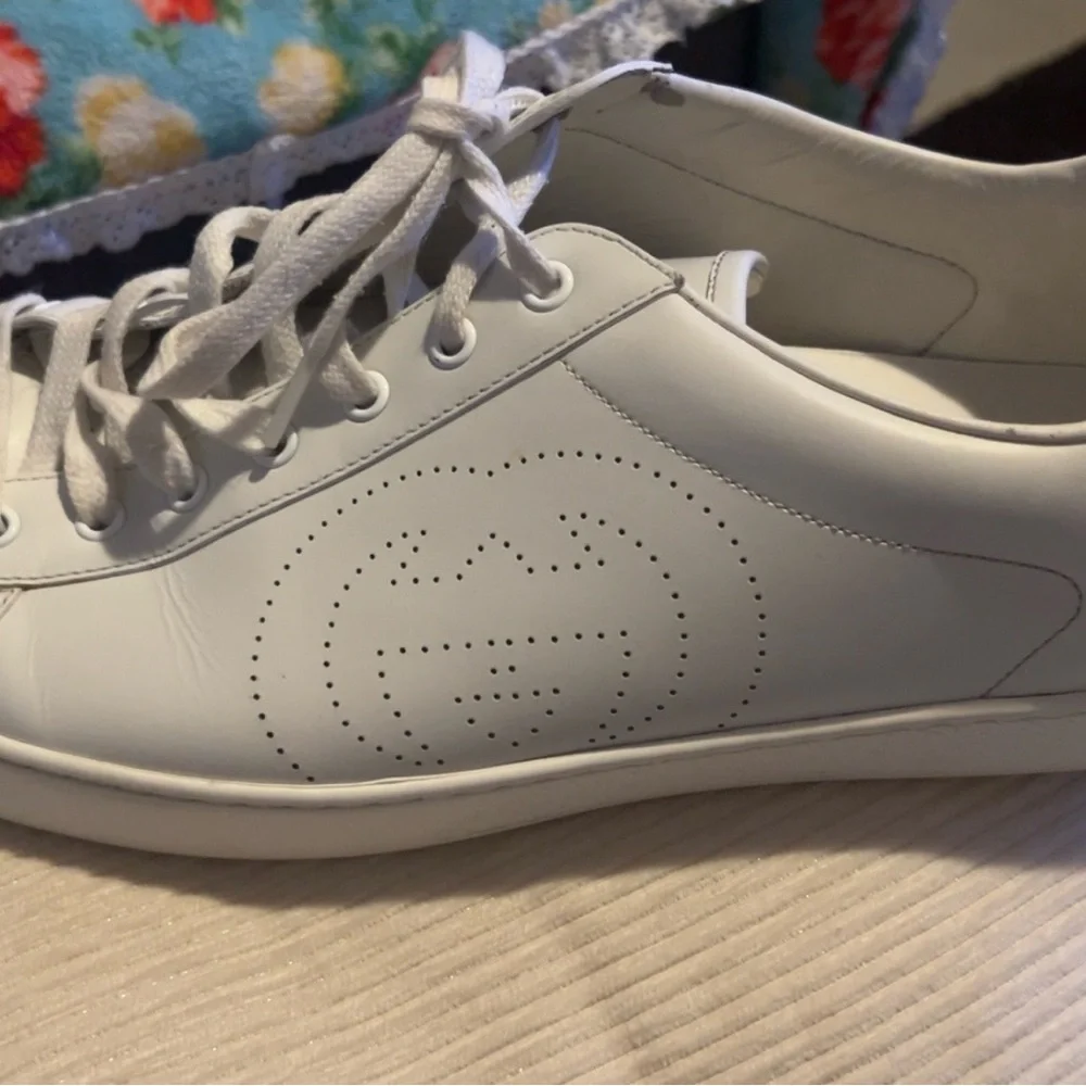 Gucci Embossed White Sole Sneakers - Picture 4 of 15